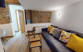Cozy Apartment In Malasana For 4 Pax - Velarde